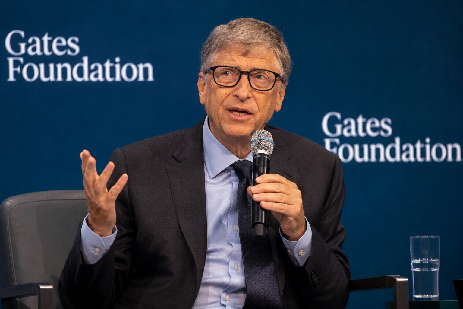 Why 46% of Bill Gates’ fund is now concentrated in just 2 stocks