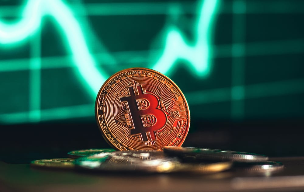 Bitcoin Slides to $81,200 as $1B Exits U.S. Spot Crypto ETFs