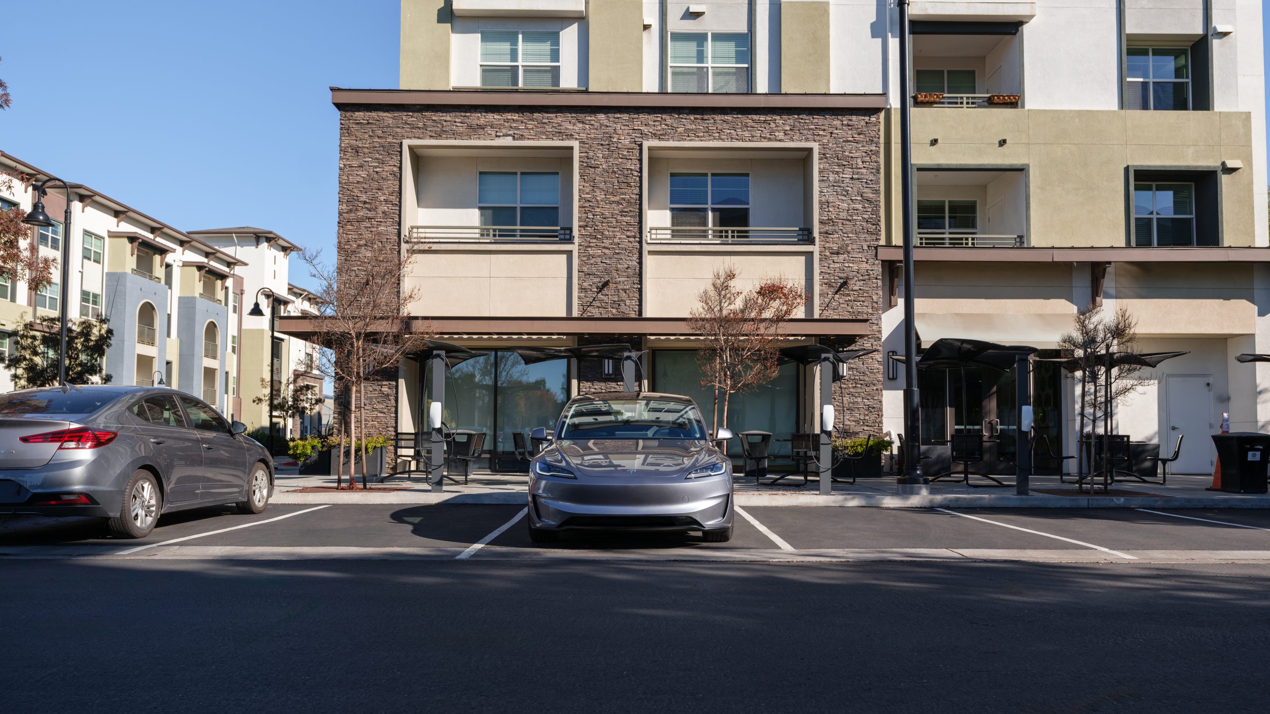 Tesla stock rises another 3%: what’s fueling the recent rally?