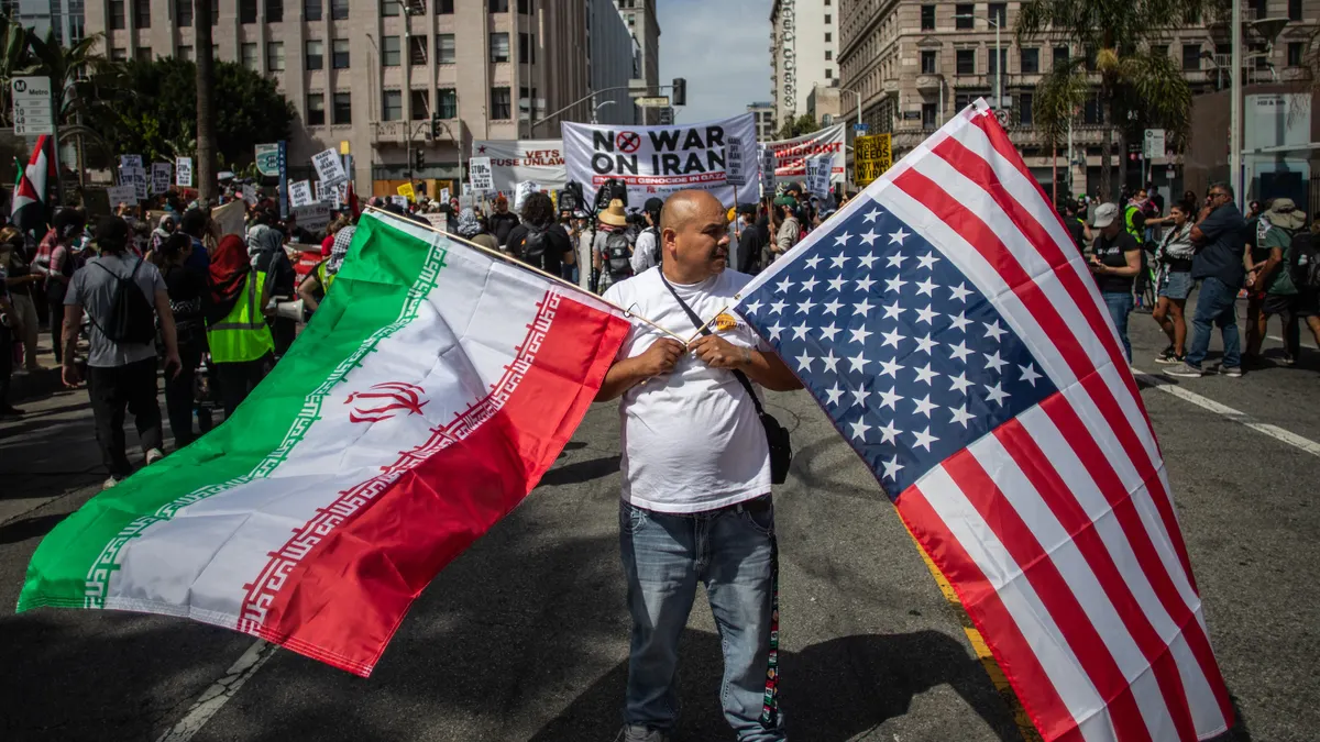 Iran Crypto Trading Falls 80% Post-Strike, Exchanges Remain…