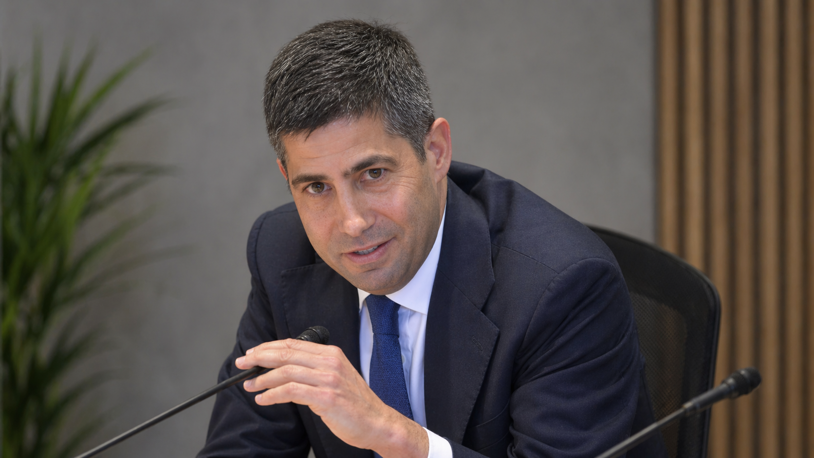 Warsh clears key Senate vote, setting stage for Fed leadership shift