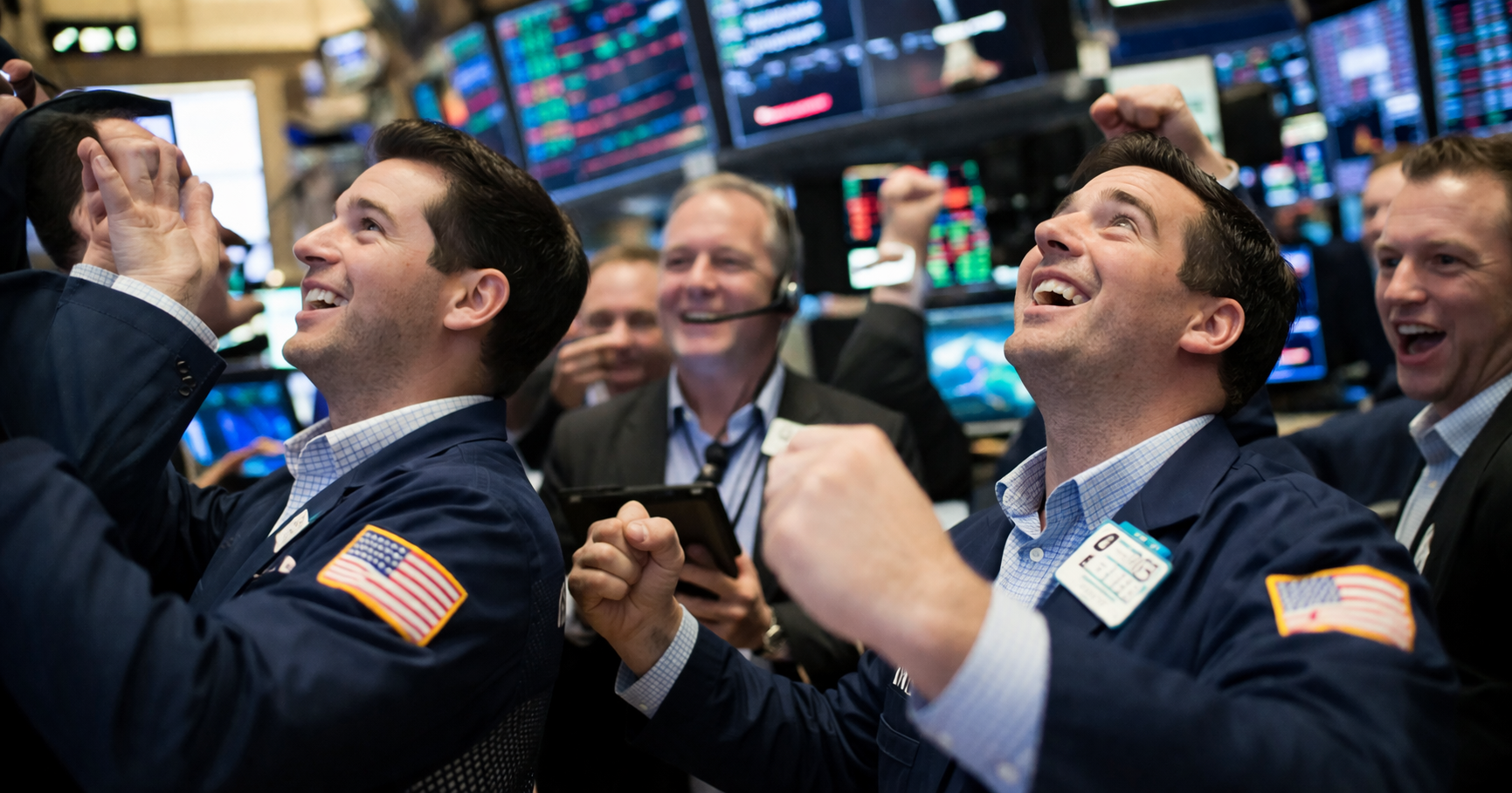 Dow rises 180 points as earnings boost stocks, oil eases but risks linger
