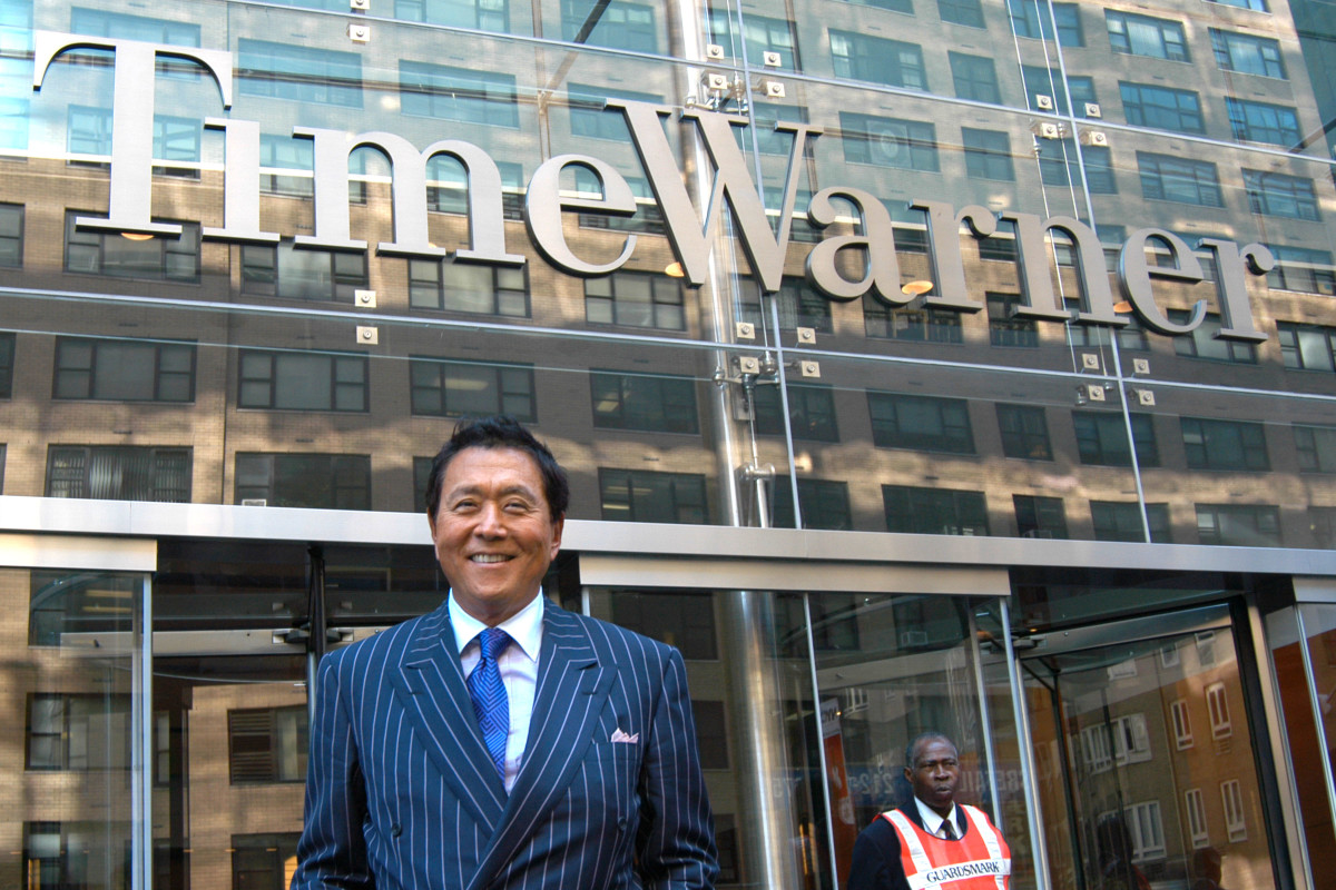 Robert Kiyosaki reveals why gold and silver beat your savings