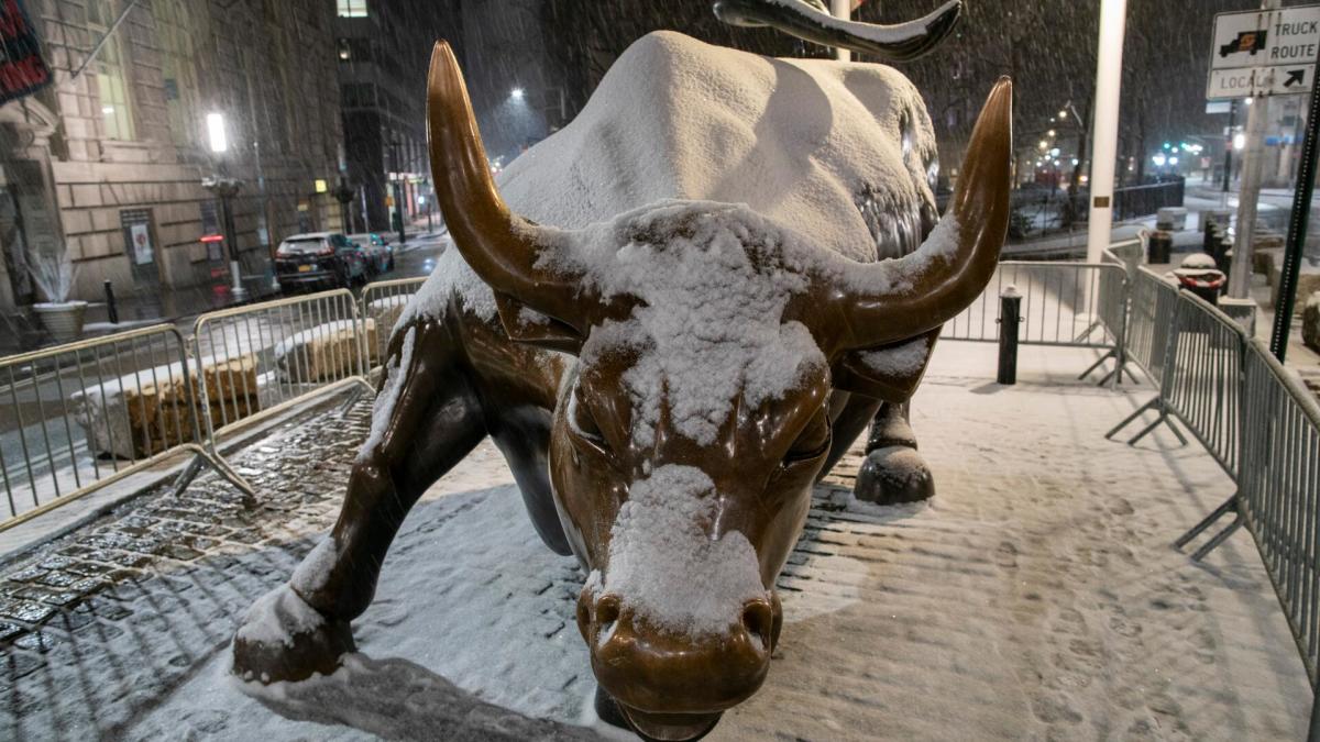 Massive blizzard Hernando could slam Wall Street Monday